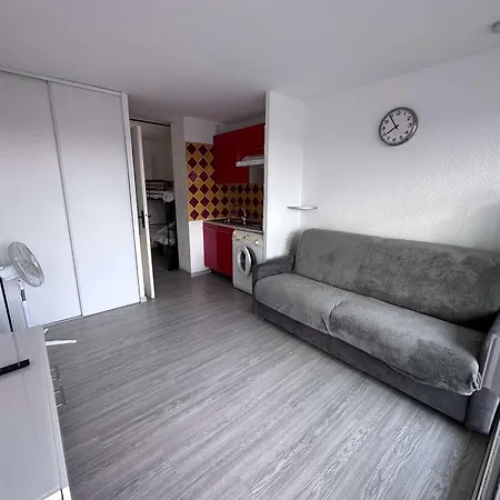 Renove 4 Pers Au Grau-du-roi Avec Piscine Et Parking Apartment Le Grau-du-Roi