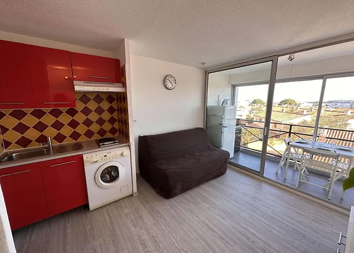 Renove 4 Pers Au Grau-du-roi Avec Piscine Et Parking - Fr-1-731-117 Ле-Гро-дю-Руа